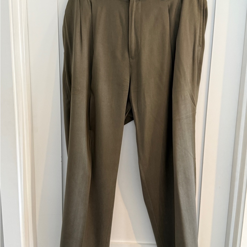 Tommy Bahama Green Chinos Classic Tailored Fit